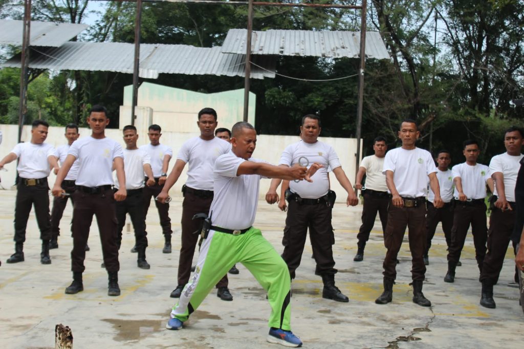 perusahaan jasa keamanan
