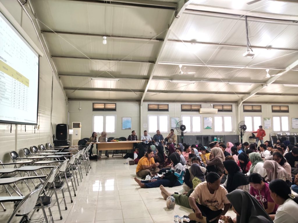 sosialisasi tenaga kerja